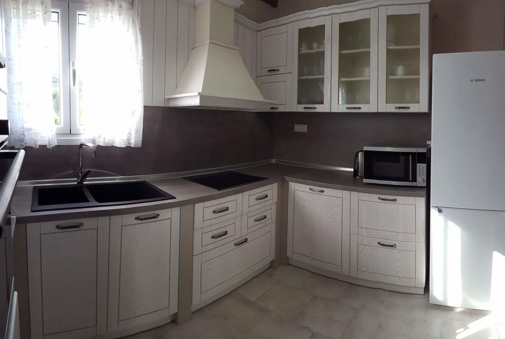 מוראיטיקה Amaryllis Boutique Apartments מראה חיצוני תמונה